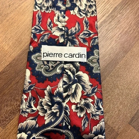 Pierre Cardin Paisley Red and Blue Mens tie - Picture 3 of 3